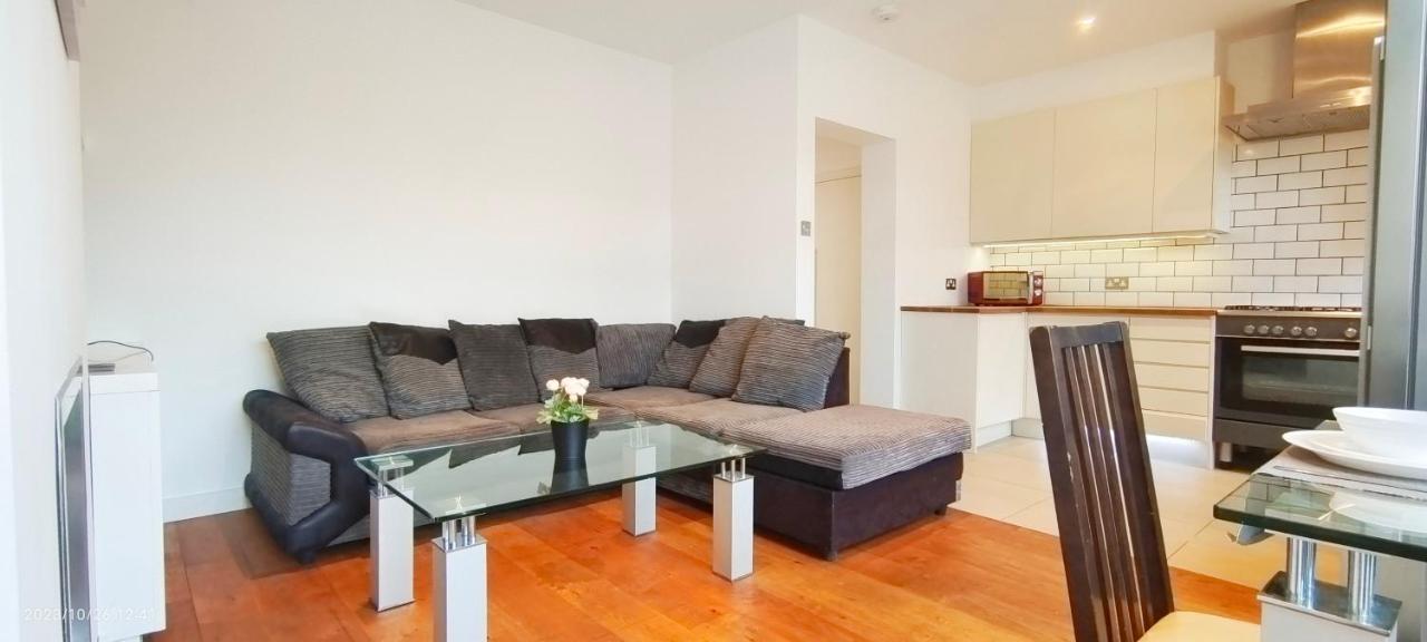 Park View Garden Villa London Exteriör bild